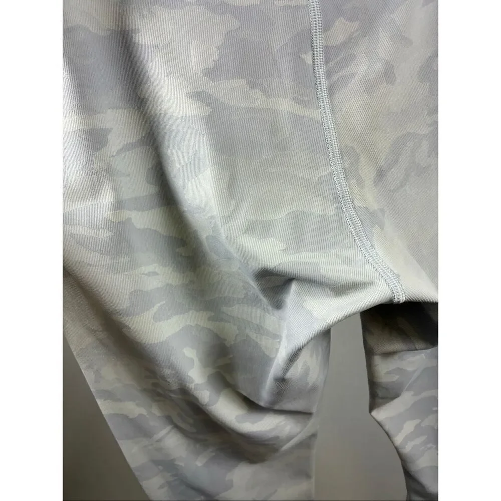 Lululemon Wunder Under High Rise Tight 28” in Incognito Camo Jacquard Alpine Whi